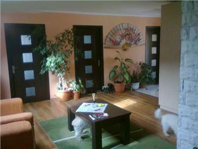 Vanzare casa formata din 2 apartamente in A.Muresanu, Cluj Napoca