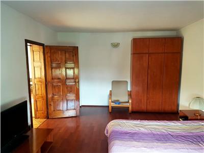 Inchiriere apartament 3 camere in vila zona Centrala, Cluj Napoca