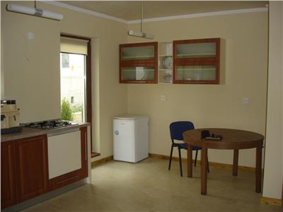 Vanzare Apartament 4 camere de lux in Grigorescu, Cluj Napoca