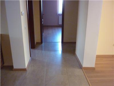 Inchiriere Apartament 4 camere modern zona Centrala, Cluj Napoca