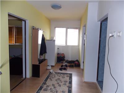 Inchiriere Apartament 3 camere modern in vila inMarasti, Cluj Napoca