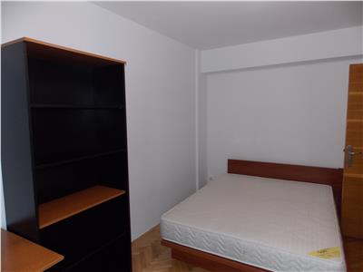 Inchiriere Apartament 4 camere modern in Centru, Cluj Napoca