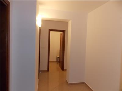 Vanzare apartament 4 camere de LUX in Andrei Muresanu  Trifoiului