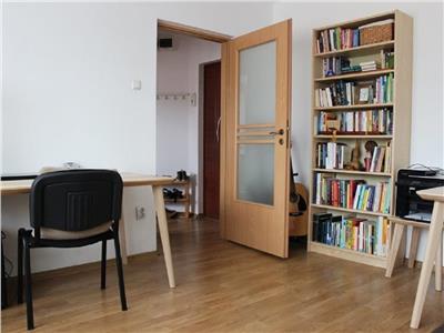 Apartament 2 camere decomandat in Grigorescu, Coloane