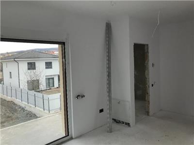 Vanzare casa tip duplex cu teren de 260 mp zona Borhanci, Cluj Napoca